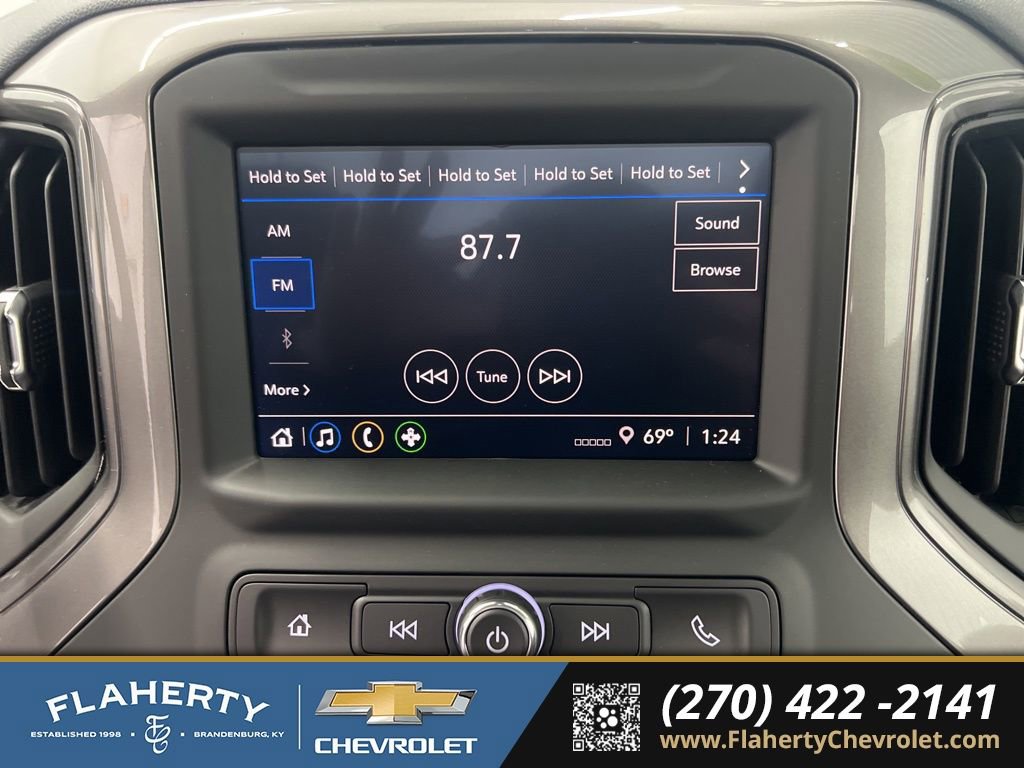 Used 2025 Chevrolet Silverado 1500 W/T image 22