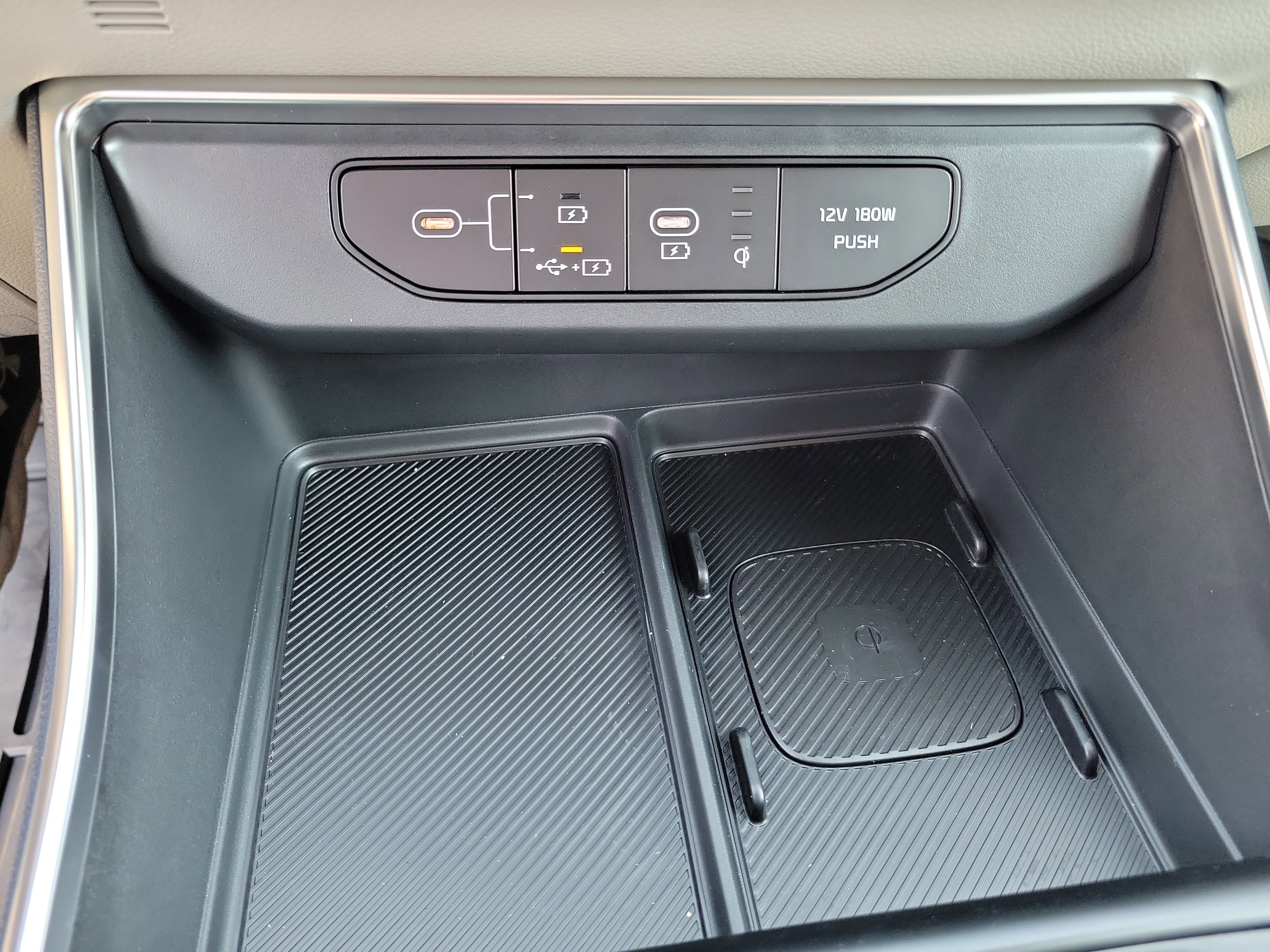 New 2026 Kia Carnival EX image 13