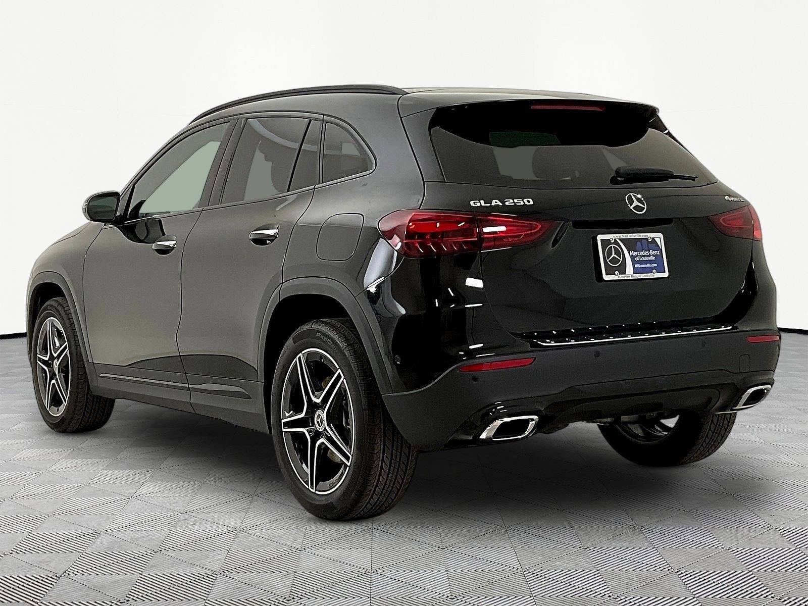 New 2026 Mercedes-Benz GLA 250 4MATIC image 4