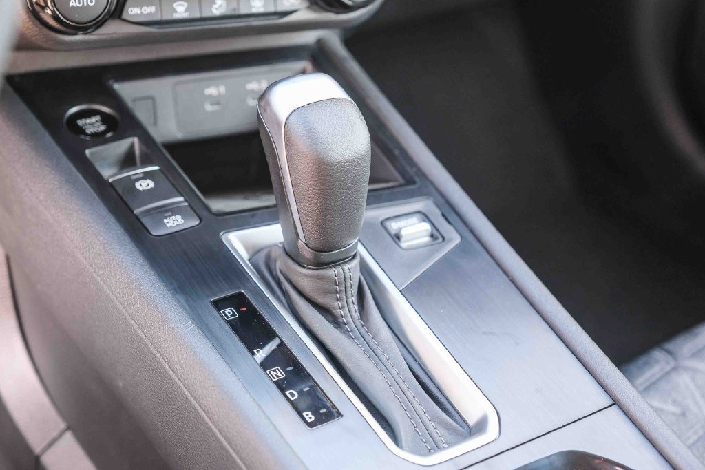 New 2027 Nissan Kicks SV AWD/4WD image 18