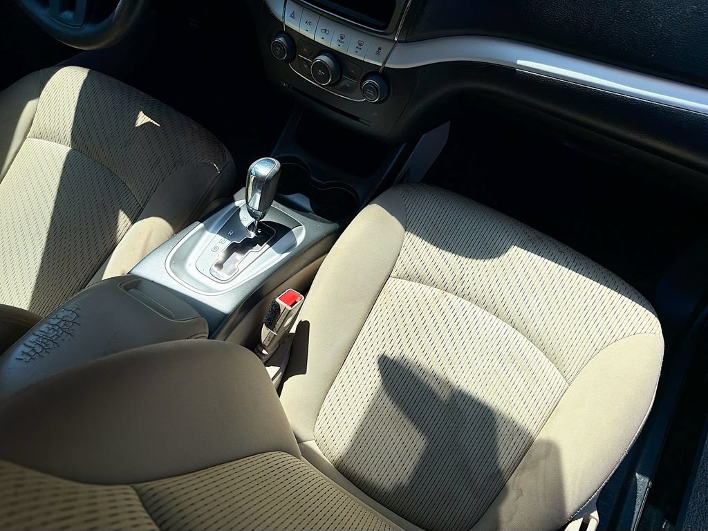 Used 2015 Dodge Journey American Value Package w/ Flexible Seating Group FWD image 20
