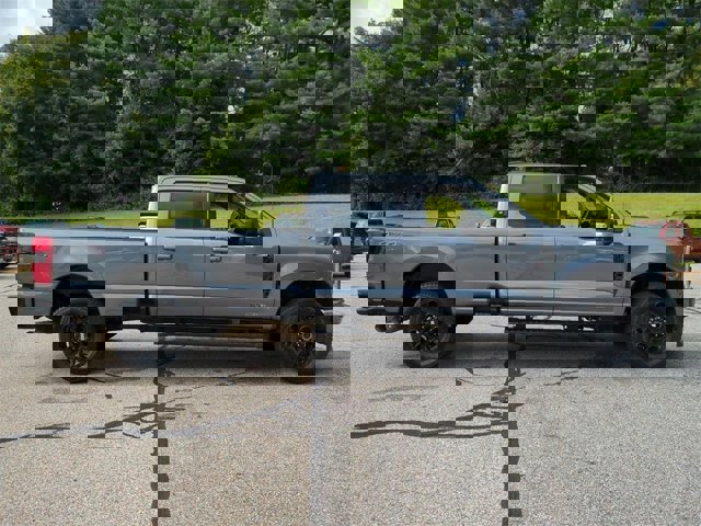 Certified 2024 Ford F250 XLT w/ Black Appearance Package image 2