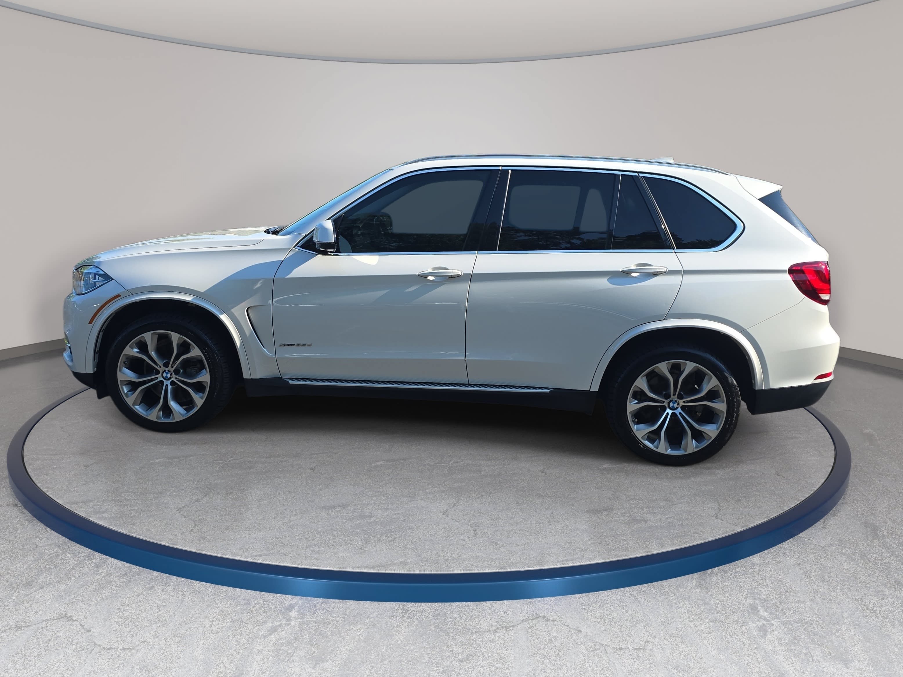 Used 2015 BMW X5 xDrive35d AWD/4WD image 8