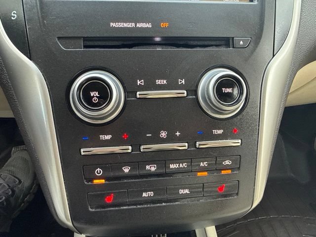 Used 2016 Lincoln MKC Select w/ Lincoln MKC Climate Package AWD/4WD image 18