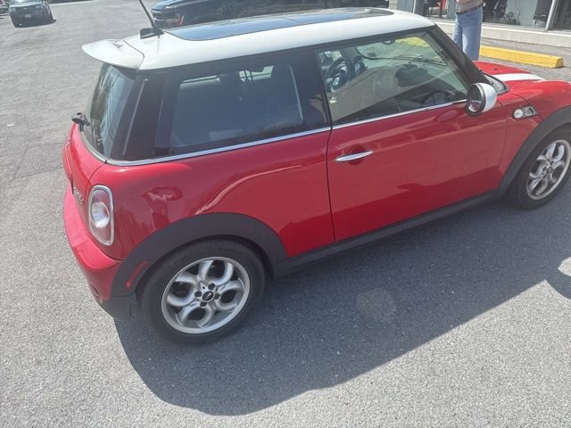 Used 2013 MINI Cooper S image 1