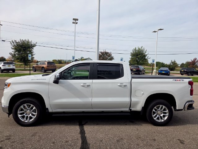 Used 2026 Chevrolet Silverado 1500 LT AWD/4WD image 4