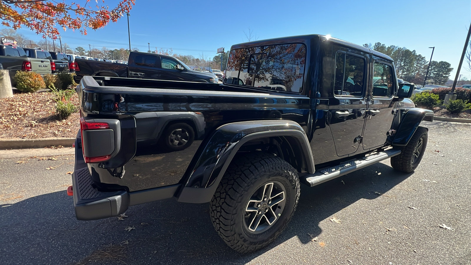 New 2026 Jeep Gladiator Mojave w/ Safety Group AWD/4WD image 8