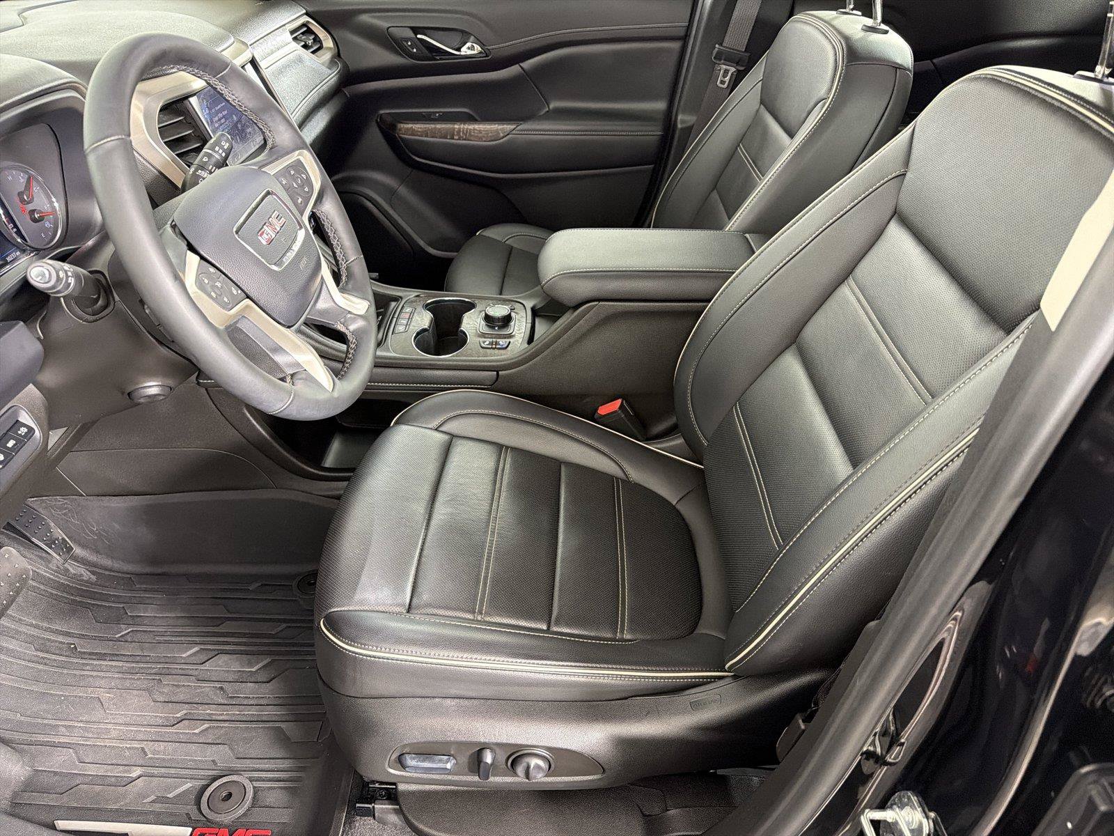 Certified 2023 GMC Acadia Denali w/ Denali Ultimate Package FWD image 7