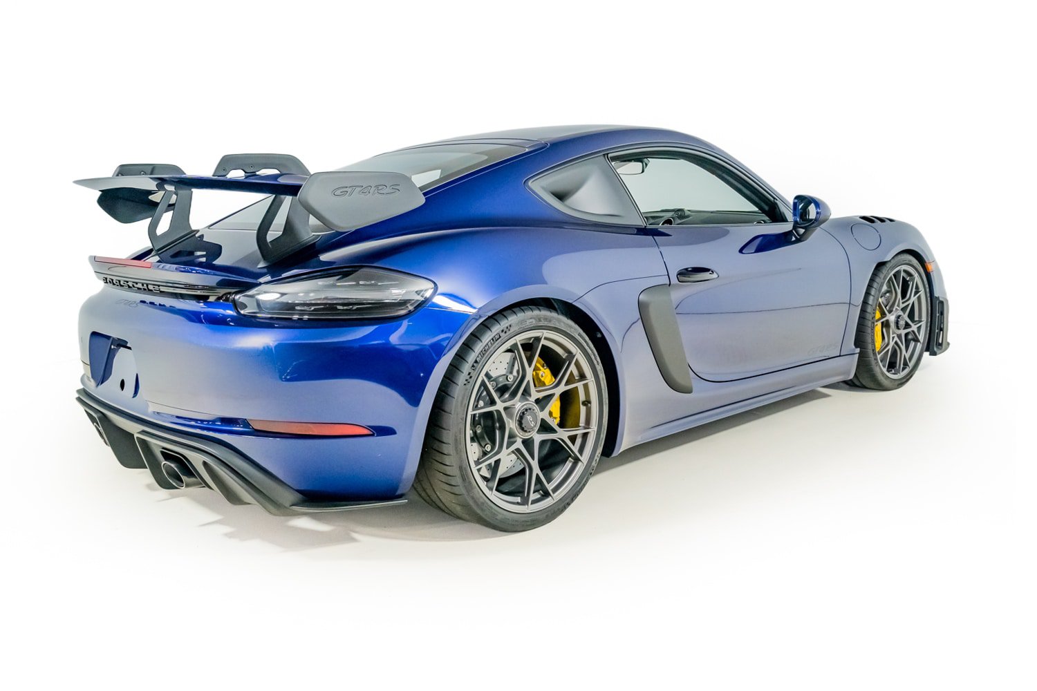 Used 2024 Porsche 718 Cayman GT4 RS RWD image 9