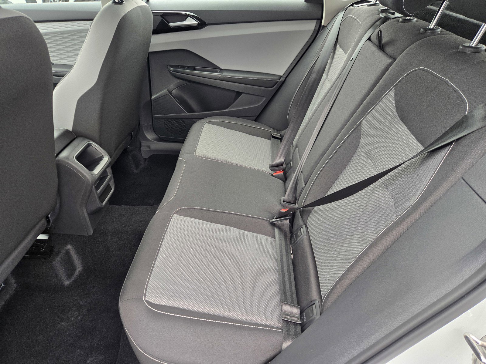Used 2024 Volkswagen Taos S FWD image 10
