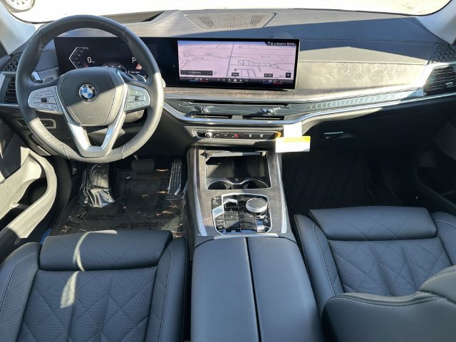Used 2026 BMW X7 xDrive40i w/ Premium Package AWD/4WD image 21