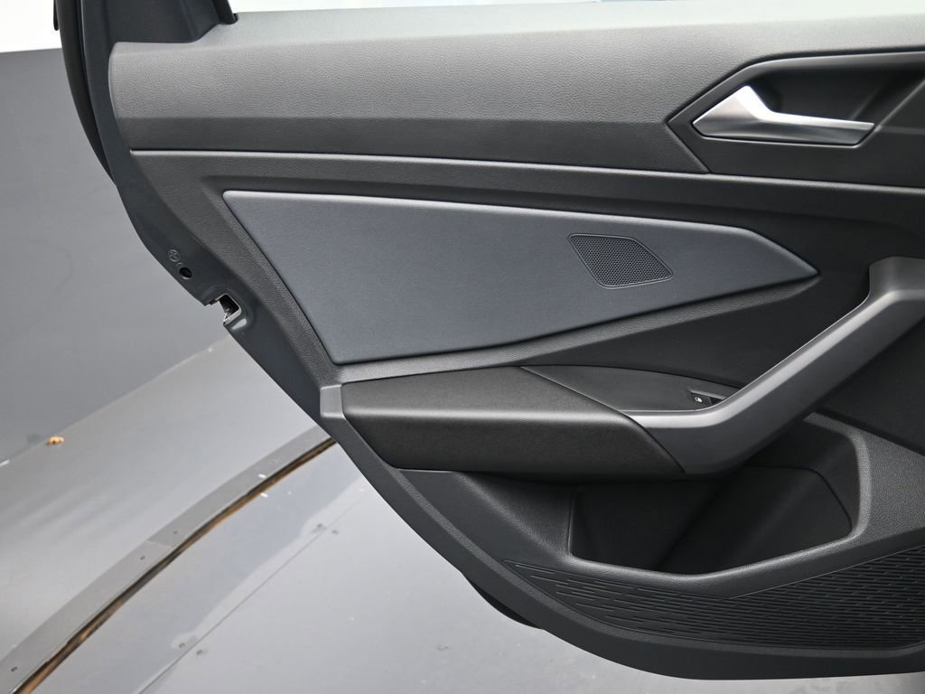 New 2026 Volkswagen Jetta SE FWD image 22