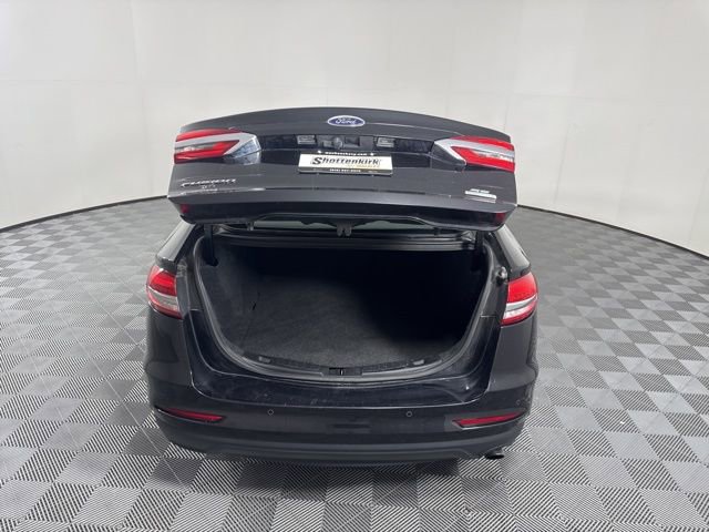 Used 2019 Ford Fusion SE image 13