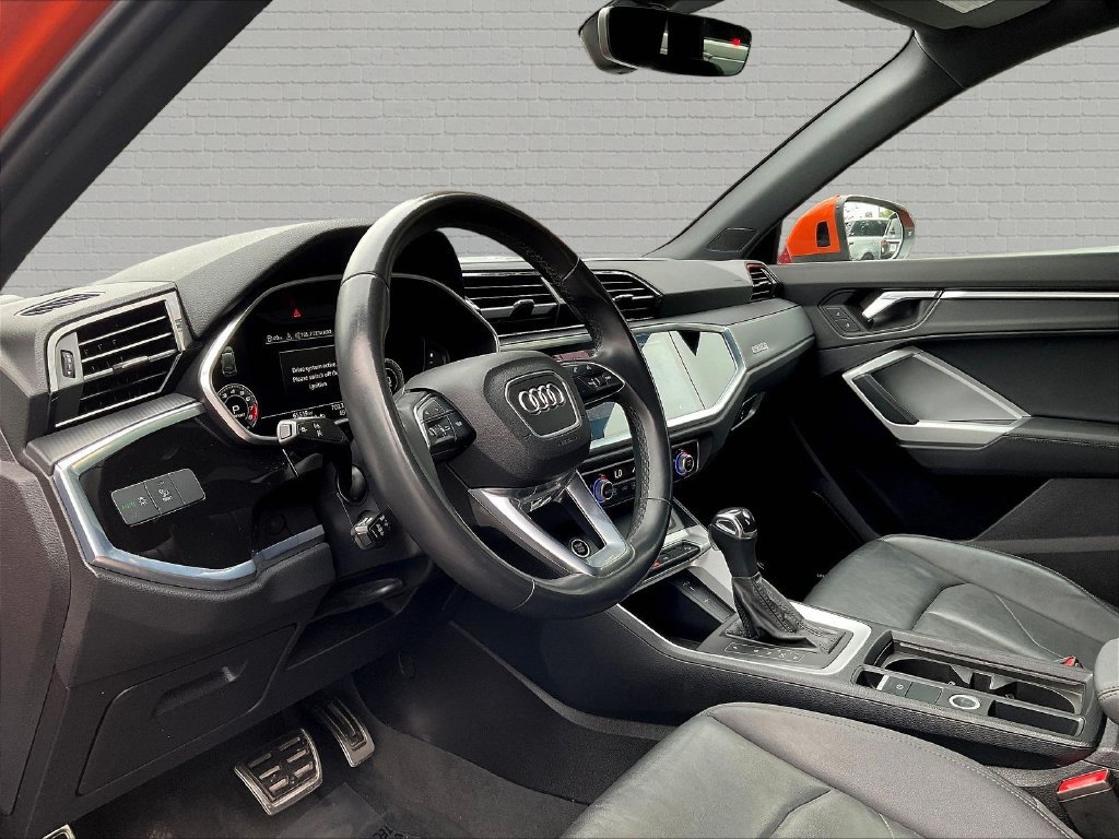 Used 2022 Audi Q3 2.0T Premium Plus AWD/4WD image 12