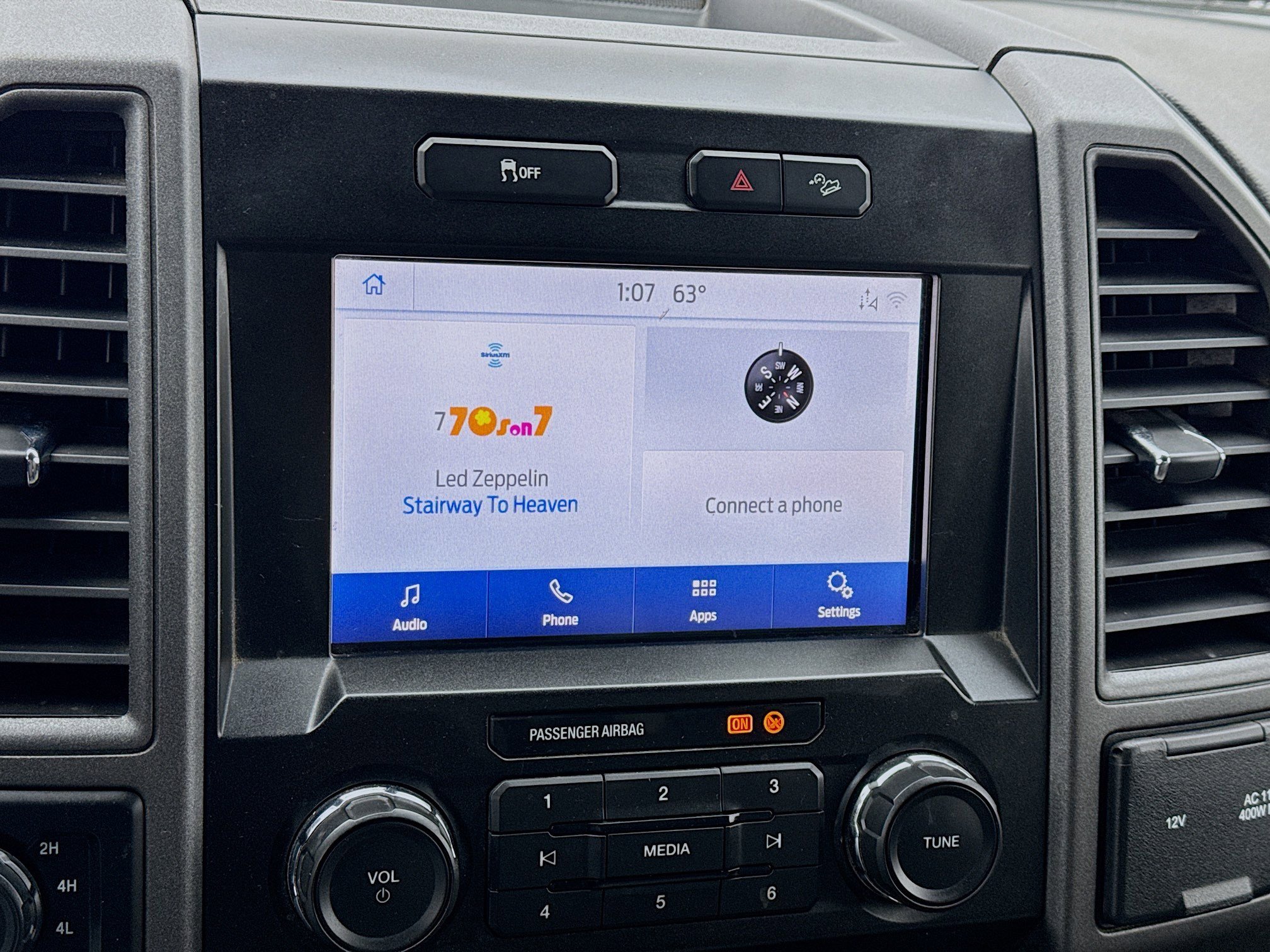 Used 2020 Ford F350 XL w/ STX Appearance Package AWD/4WD image 9