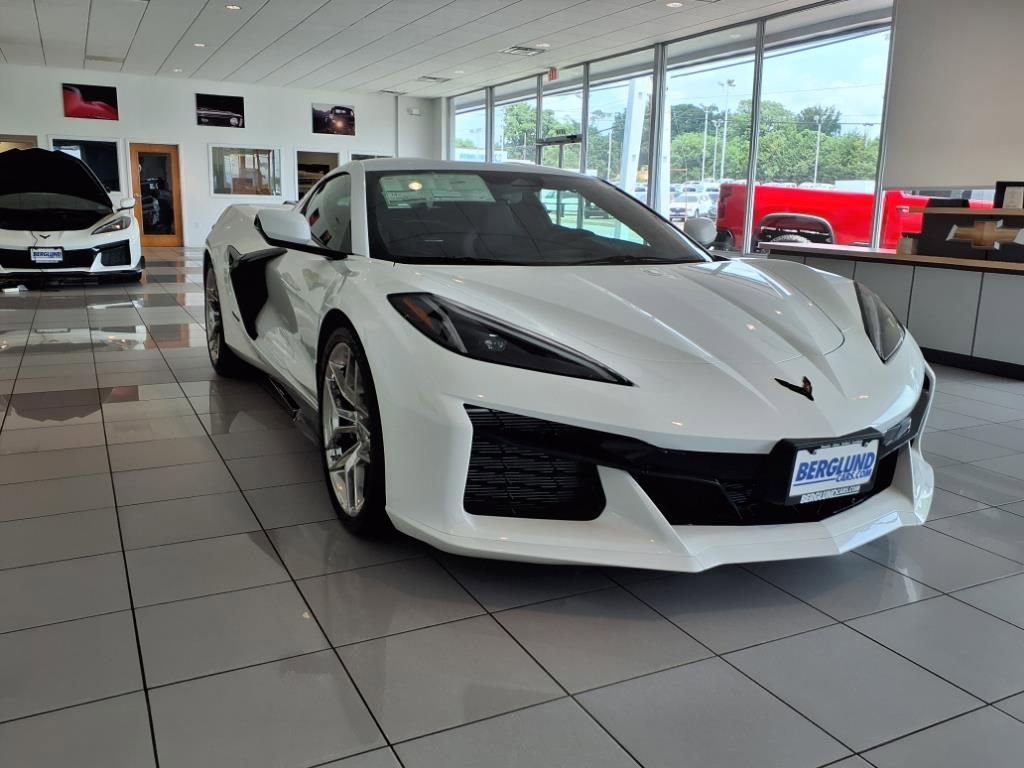 New 2025 Chevrolet Corvette Z06 image 2