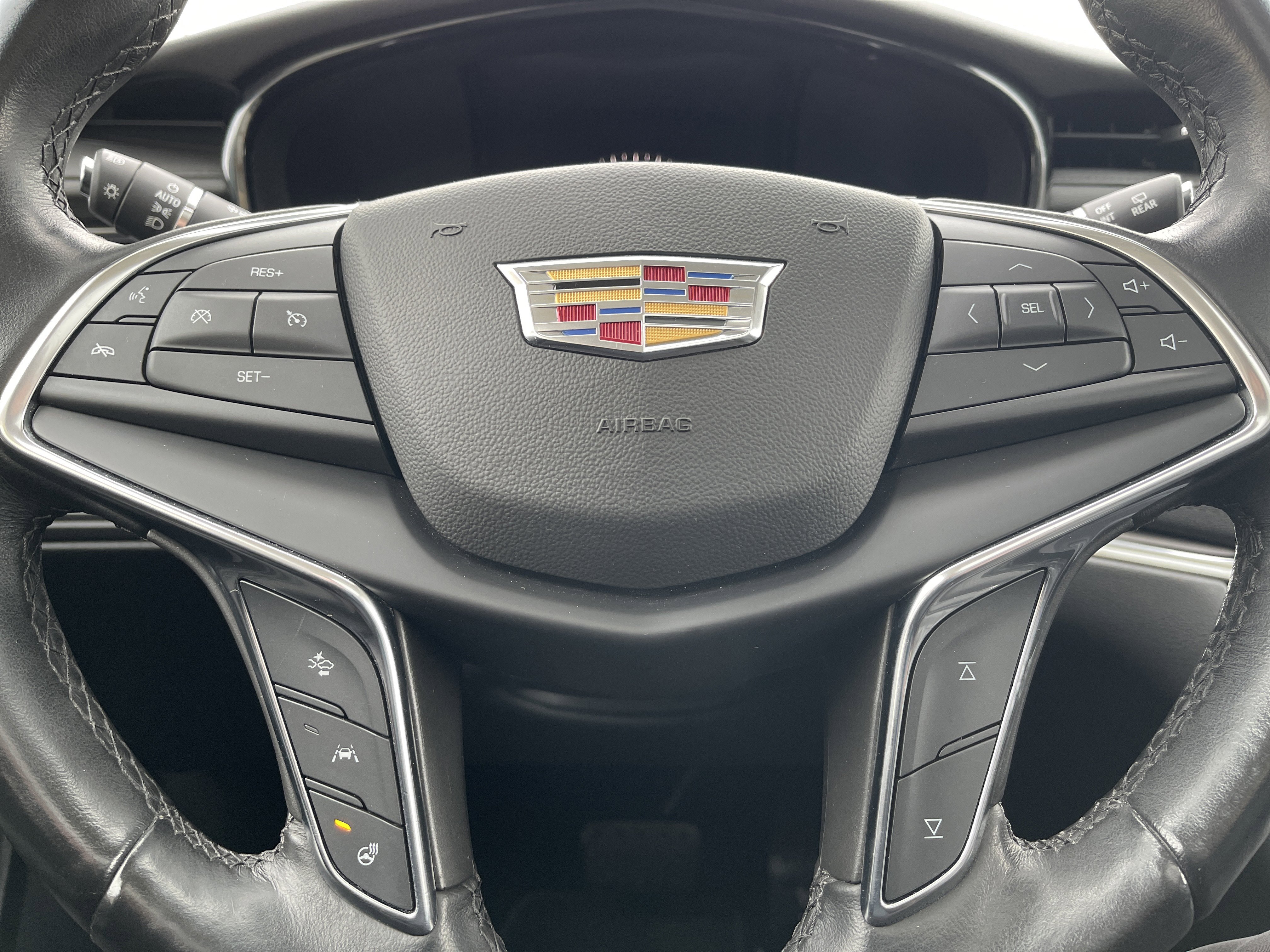 Used 2019 Cadillac XT5 Luxury image 16