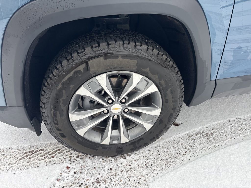 Used 2026 Chevrolet Equinox LT image 30