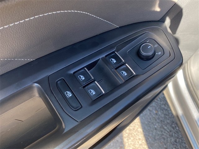 Used 2023 Volkswagen Atlas Cross Sport SEL R-Line image 20