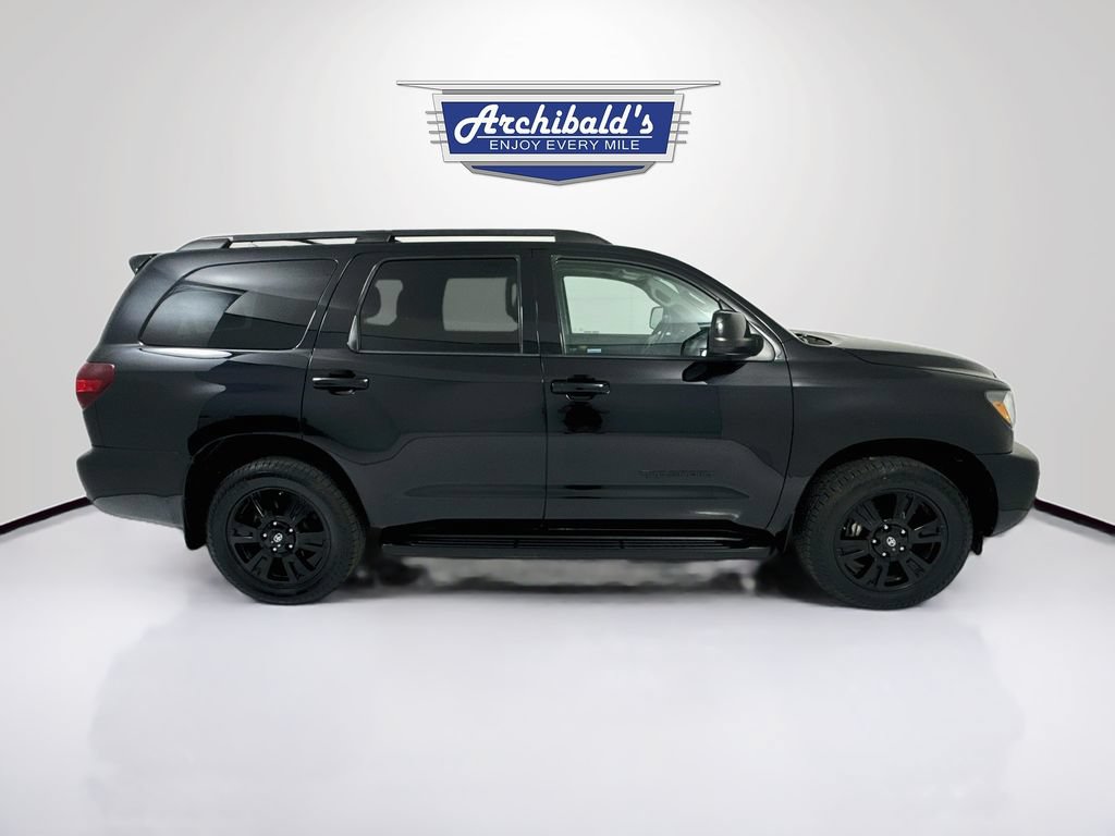 Used 2018 Toyota Sequoia TRD Sport AWD/4WD image 9