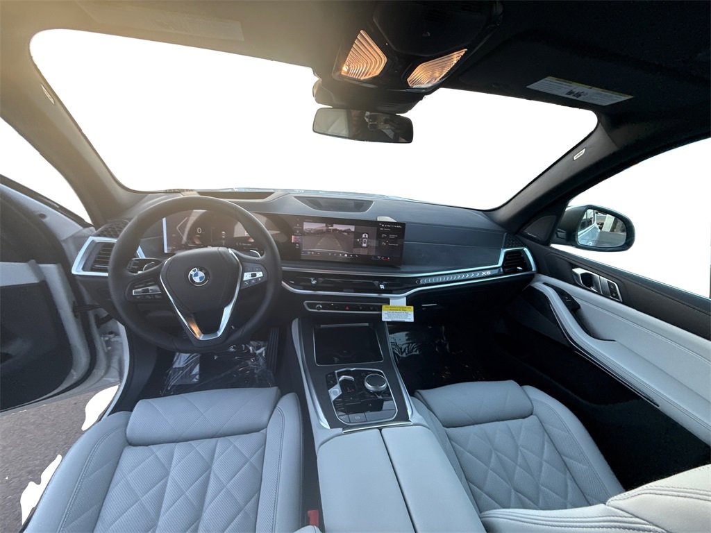 New 2026 BMW X5 sDrive40i image 19