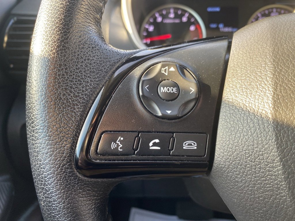 Used 2023 Mitsubishi Eclipse Cross SE image 21