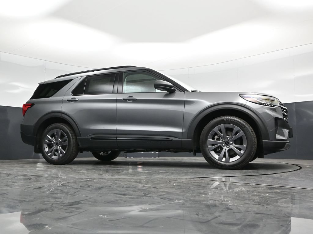 New 2026 Ford Explorer Active w/ Active Comfort Package AWD/4WD image 59