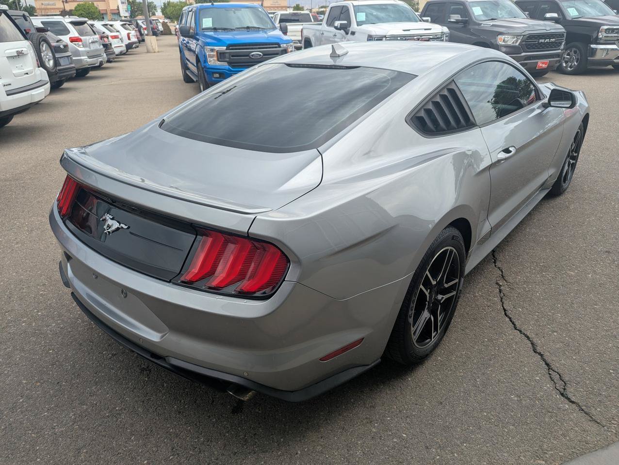 Used 2021 Ford Mustang Premium RWD image 5