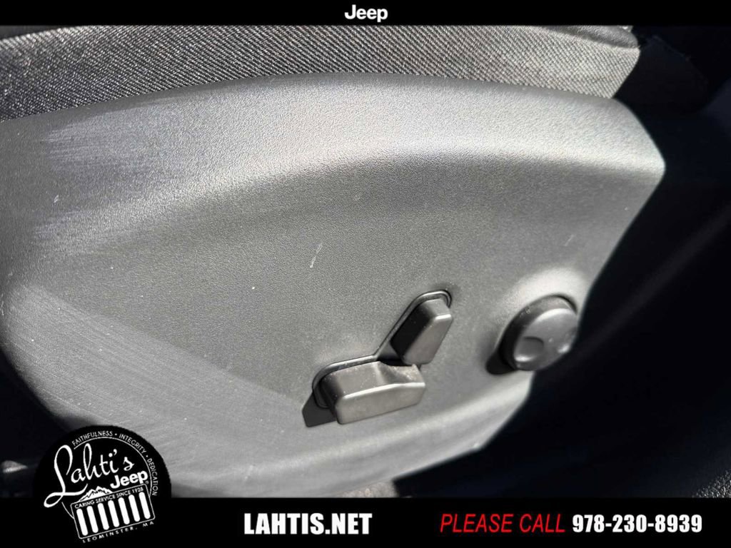 Certified 2022 Jeep Cherokee Trailhawk w/ Sun, Sound & Nav Group image 29