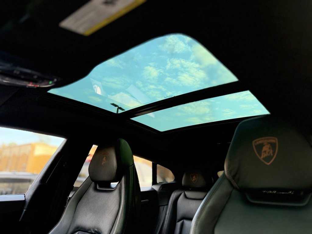 Used 2021 Lamborghini Urus image 53