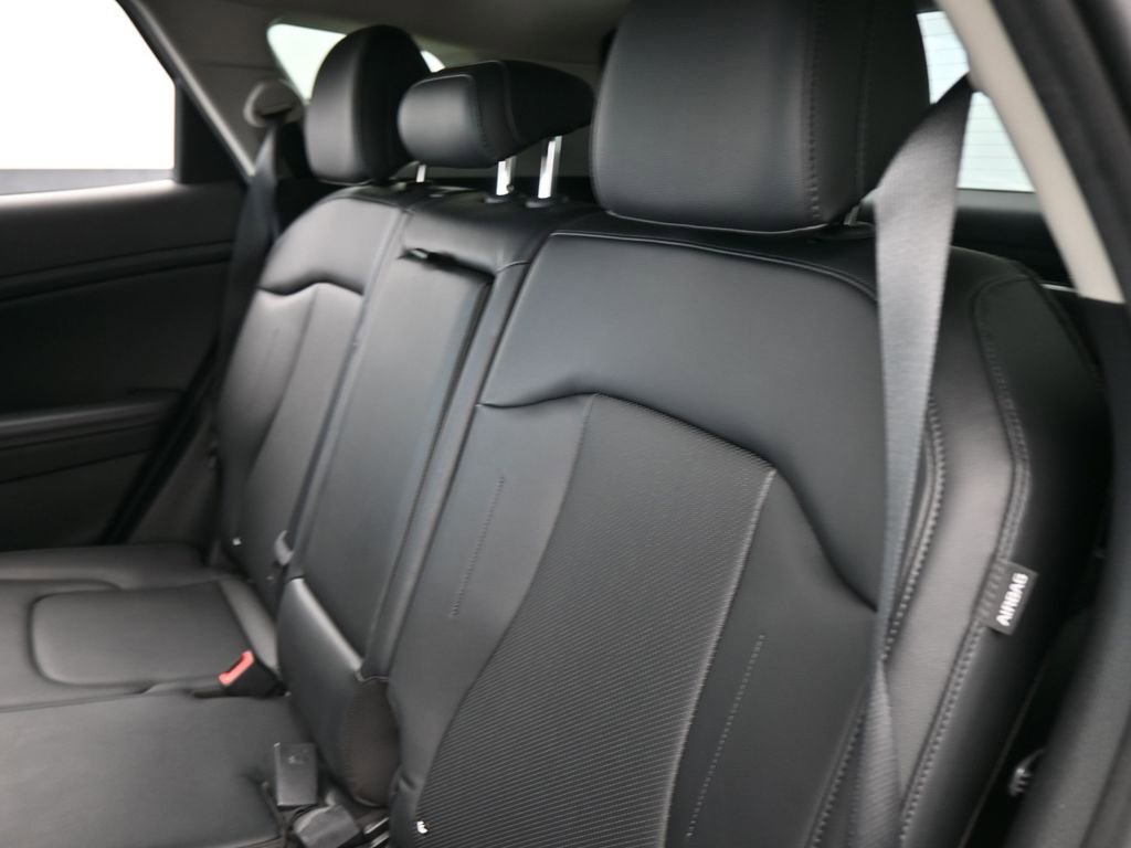 Used 2024 Kia Sportage EX image 34