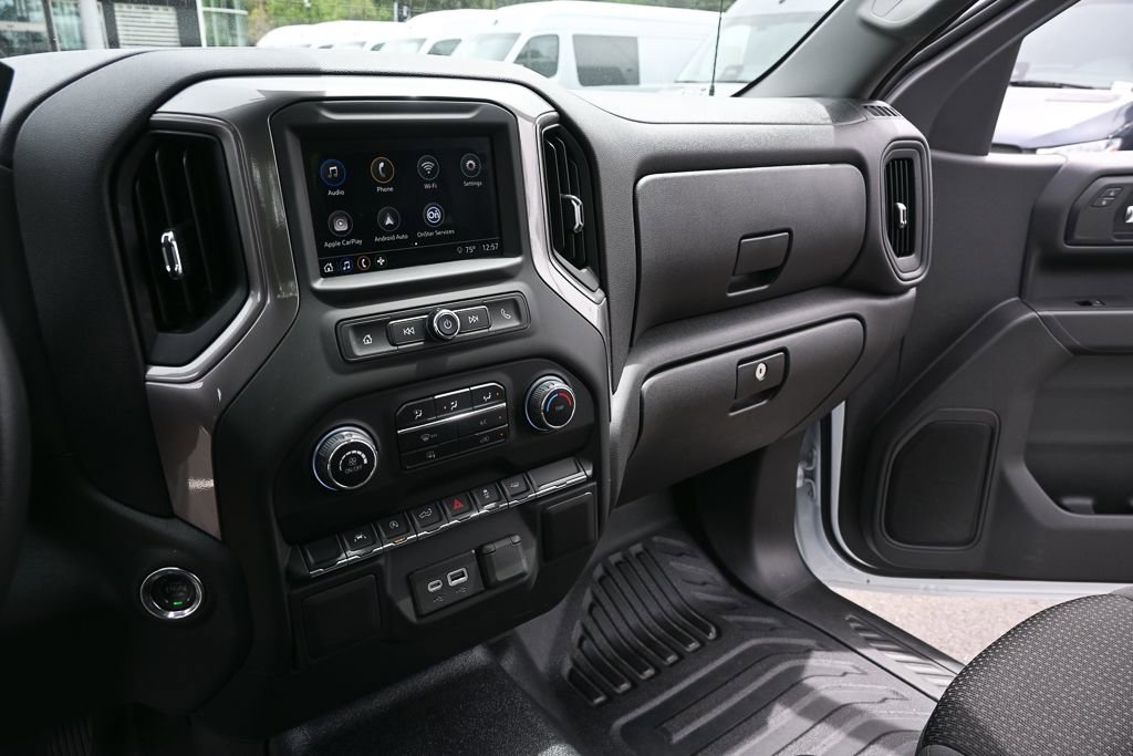 Used 2025 Chevrolet Silverado 1500 W/T image 13