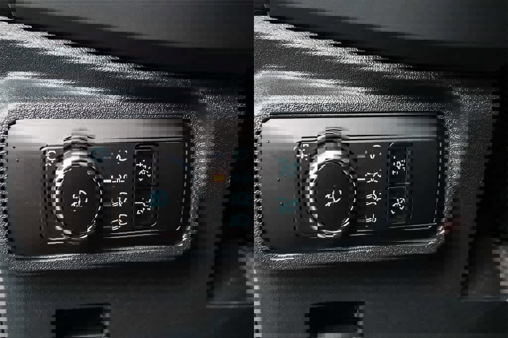 New 2025 Ford Bronco Badlands image 22