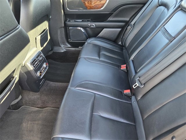 Used 2017 Lincoln Continental Reserve w/ Technology Package image 14
