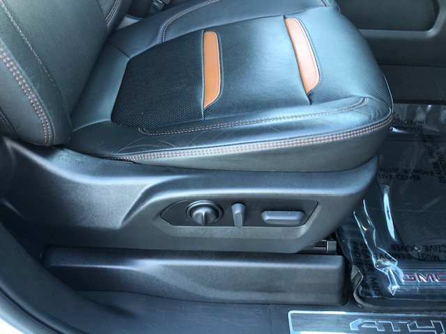 Used 2021 GMC Sierra 1500 AT4 image 26