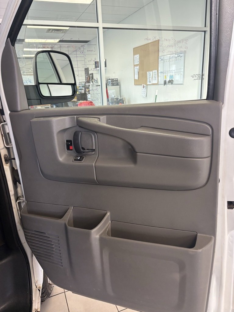 Used 2011 Chevrolet Express 3500 LT w/ LT Preferred Equipment Group image 17