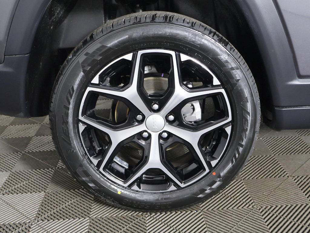 Used 2024 Jeep Compass Limited AWD/4WD image 21