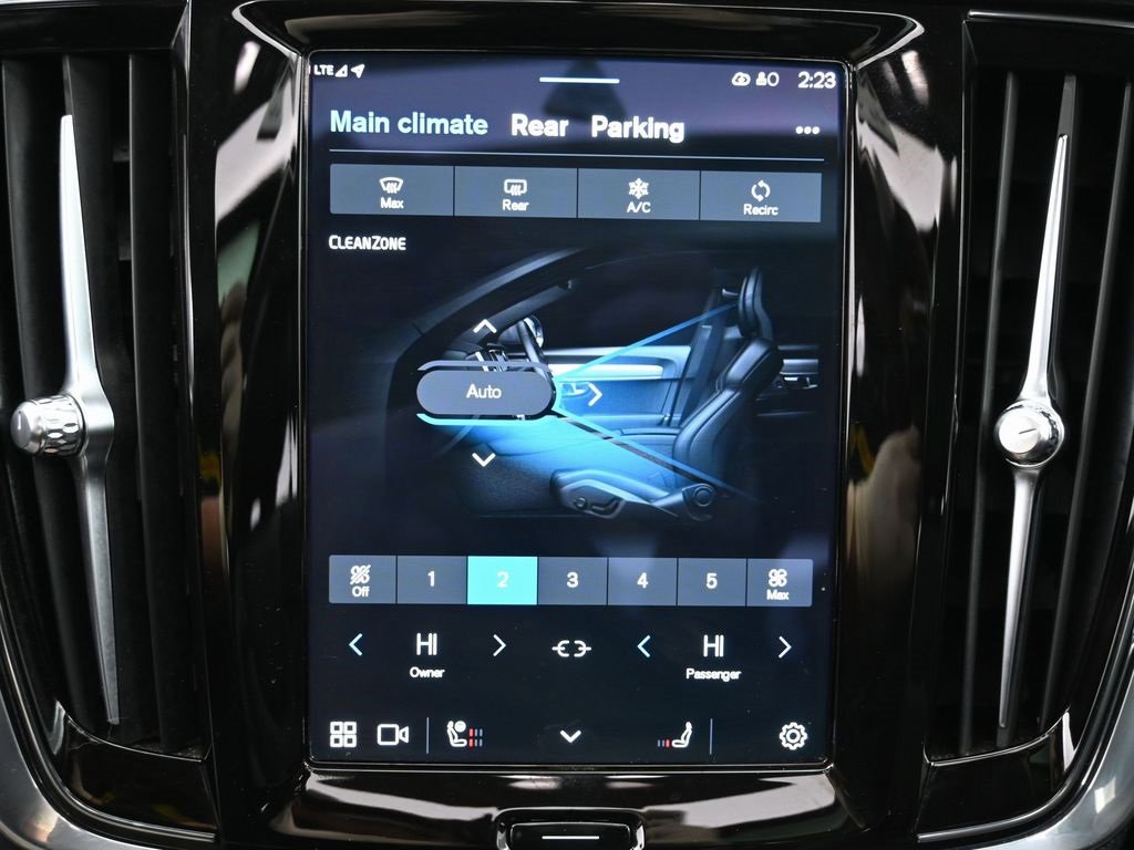 Used 2023 Volvo S90 B6 Plus w/ Protection Package Premier image 25