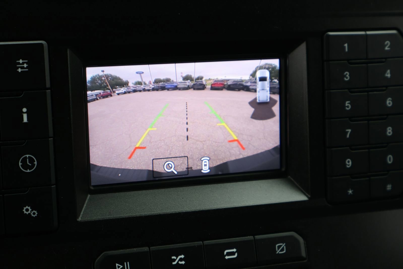 Used 2022 Ford F250 XL w/ Power Equipment Group AWD/4WD image 20