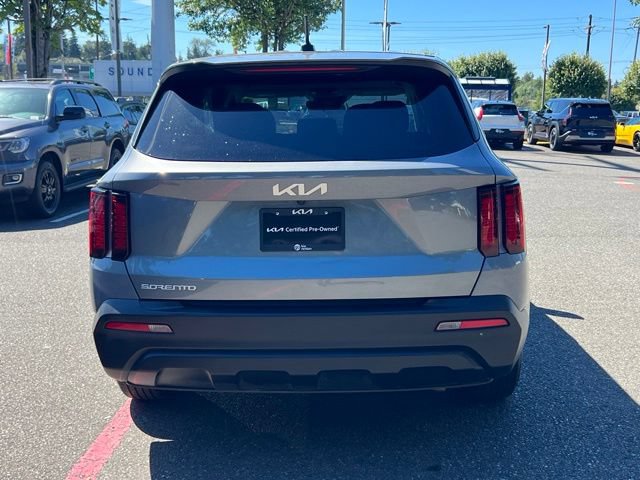 Used 2023 Kia Sorento LX FWD image 6