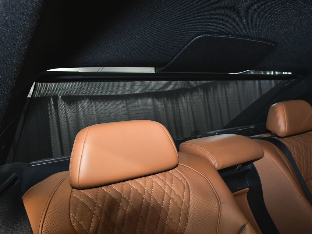 Used 2022 BMW 740i xDrive w/ M Sport Package image 66