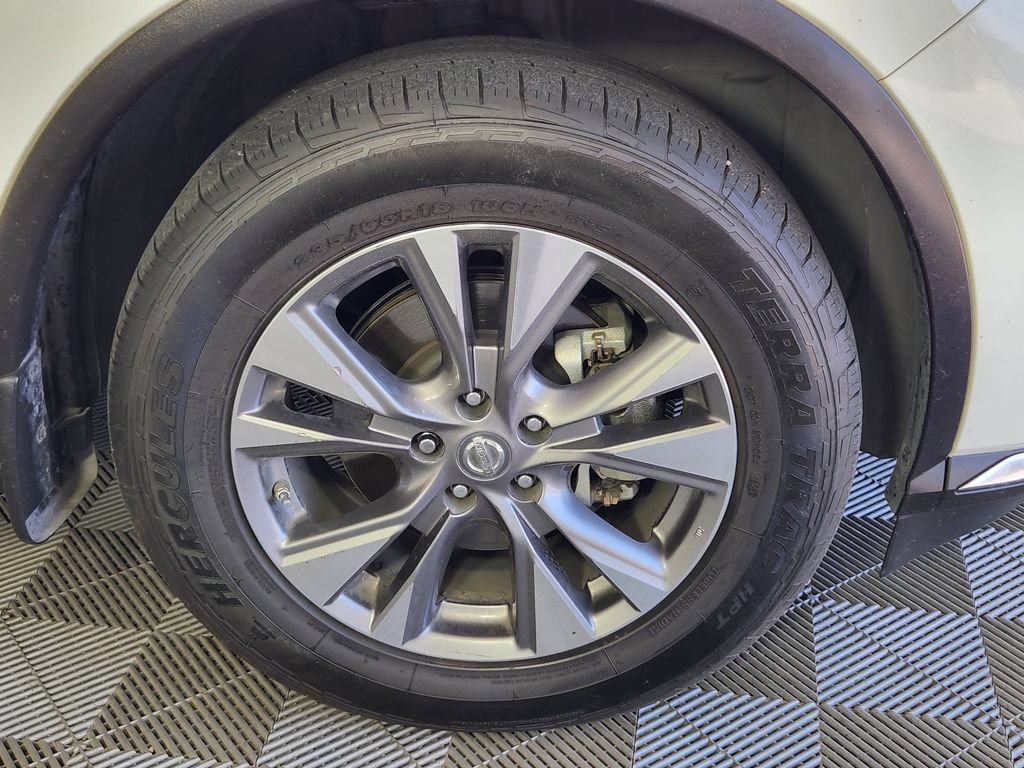 Used 2017 Nissan Murano SL w/ SL Technology Package FWD image 9