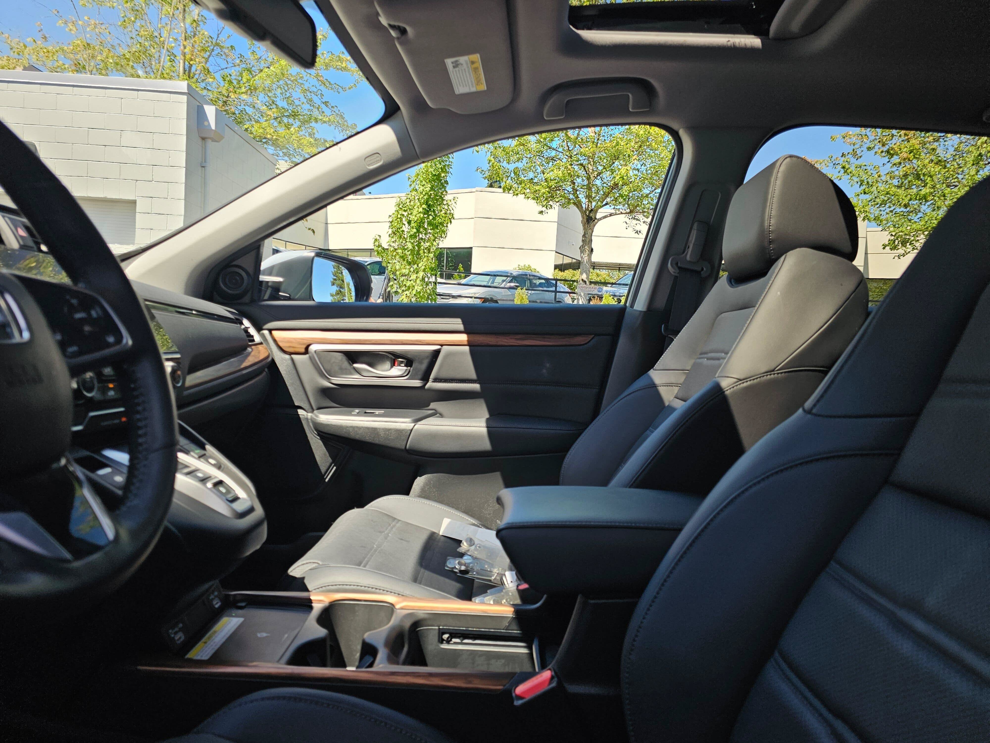 Used 2022 Honda CR-V Touring image 23