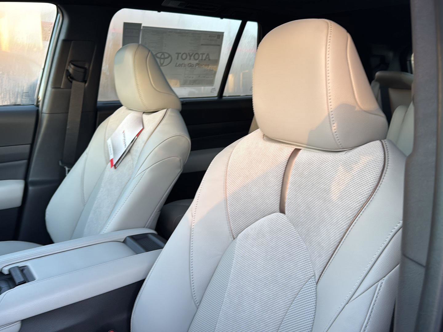 New 2026 Toyota Grand Highlander AWD Hybrid image 26