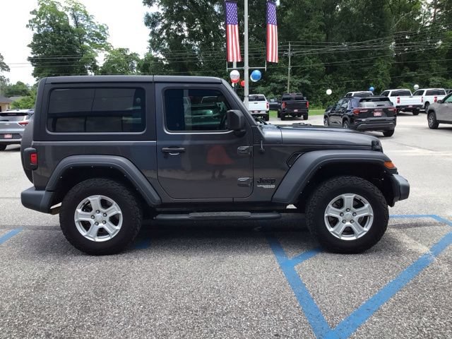 Used 2021 Jeep Wrangler Sport AWD/4WD image 6