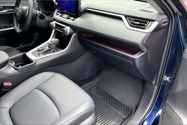 Used 2025 Toyota RAV4 Limited w/ Advanced Technology Package image 15