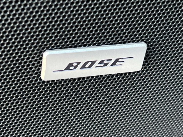 Certified 2024 Cadillac XT5 Luxury w/ LPO, Floor Liner Package AWD/4WD image 17