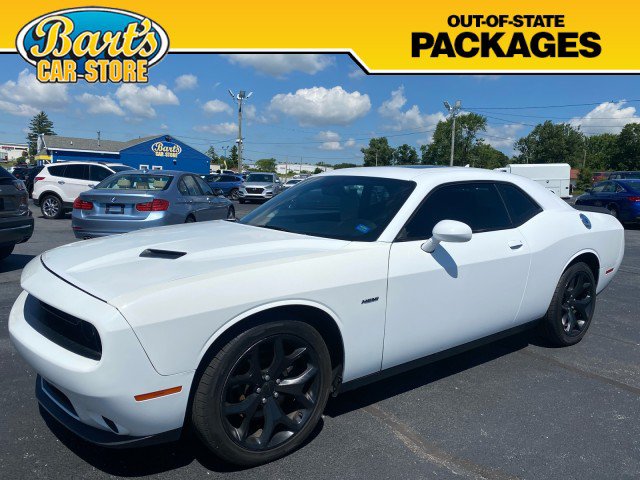 Used 2016 Dodge Challenger R/T Plus RWD image 3