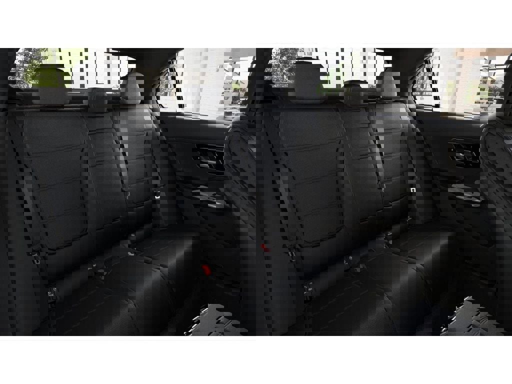 New 2026 Mercedes-Benz C 300 4MATIC Sedan image 5