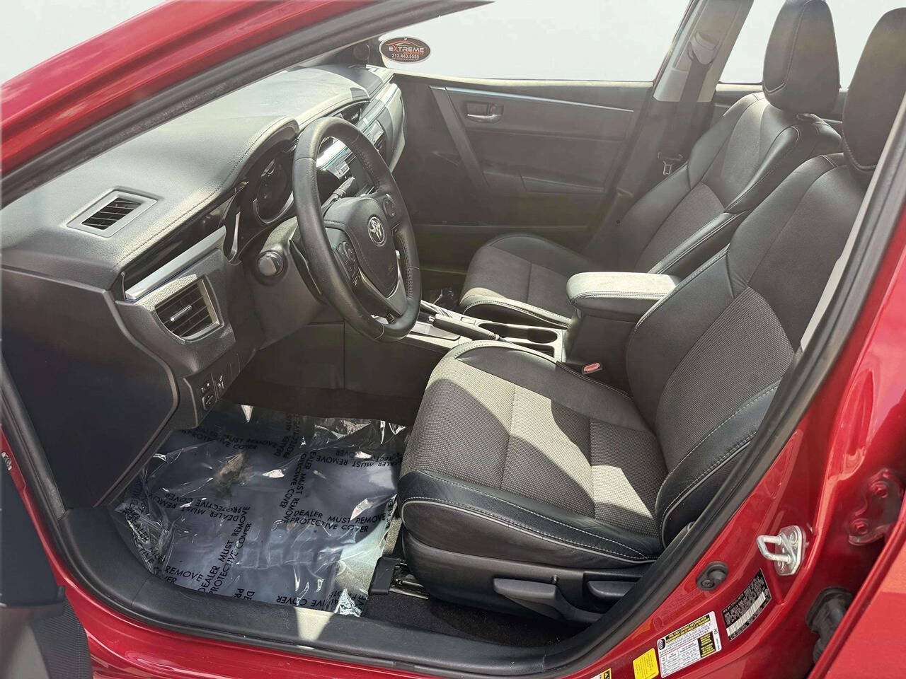 Used 2015 Toyota Corolla S FWD image 10